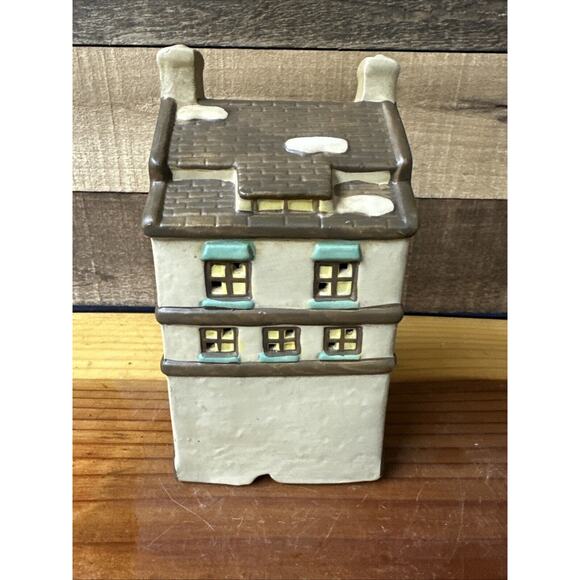 Holiday Magic Porcelain House Butcher Shop - Picture 3 of 5